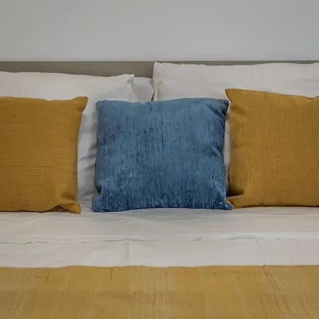 Modern 3 Bedrooms Penthouse With A Breathtaking Valletta View 斯利马