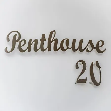 Modern 3 Bedrooms Penthouse With A Breathtaking Valletta View Apartament