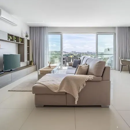 Modern 3 Bedrooms Penthouse With A Breathtaking Valletta View 斯利马