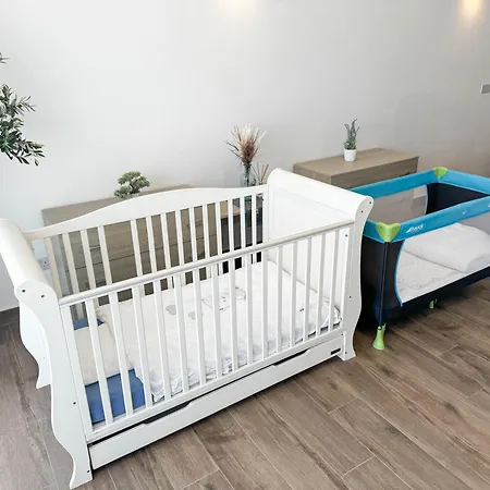 Modern 3 Bedrooms Penthouse With A Breathtaking Valletta View * Sliema