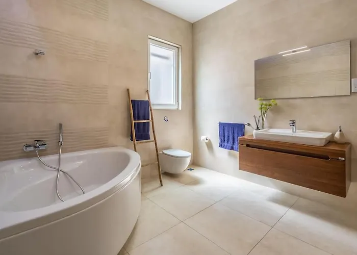 Διαμέρισμα Modern 3 Bedrooms Penthouse With A Breathtaking Valletta View Σλιέμα