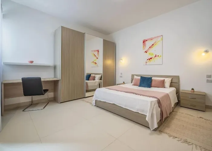 Modern 3 Bedrooms Penthouse With A Breathtaking Valletta View